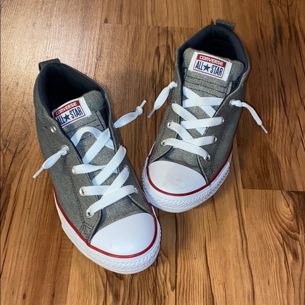 Gray like new Converse Mid-Top